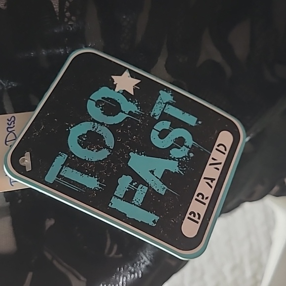 Ribcage Dress - Picture 11 of 16